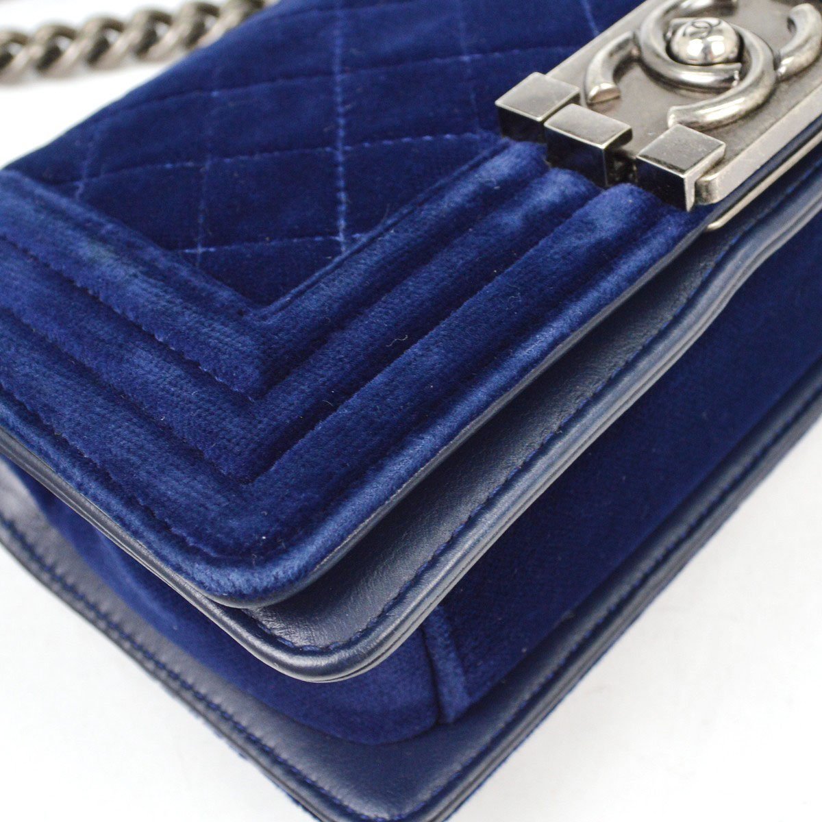 Chanel Chanel Boy Flap Bag Quilted Velvet Small Navy