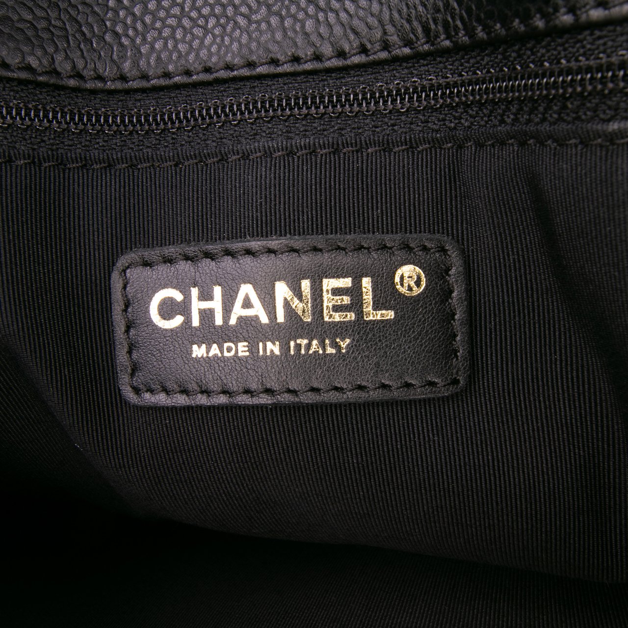 Chanel Caviar Grand Shopping Tote Zwart