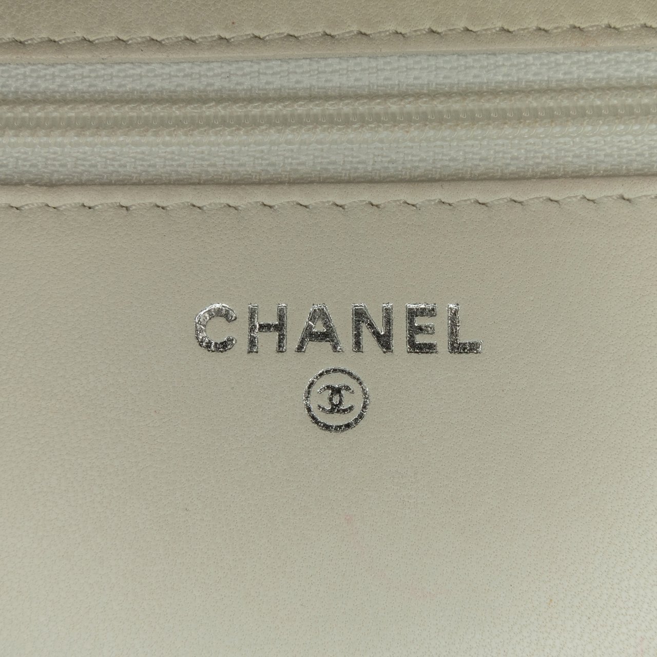 Chanel CC Coated Tweed Wallet On Chain Bruin