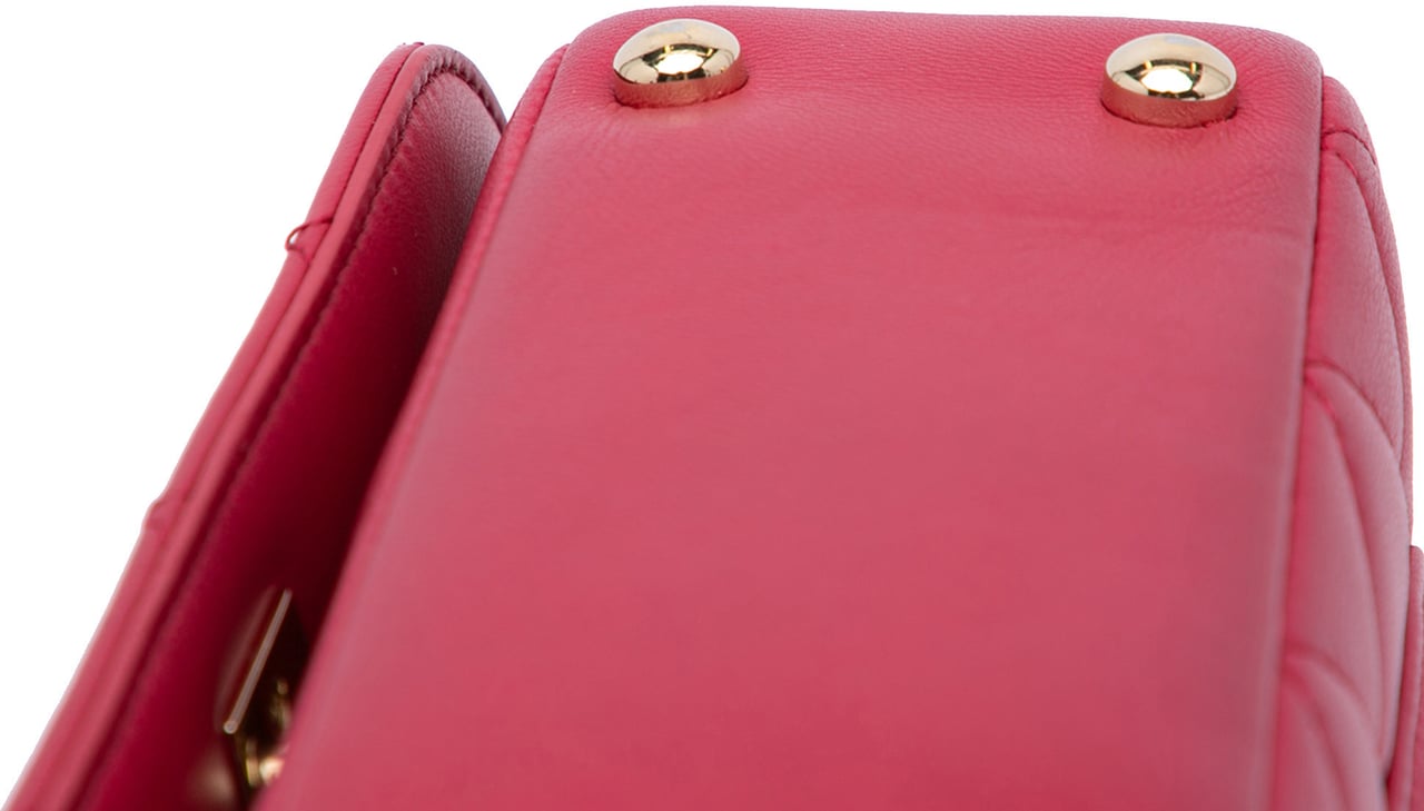 Chanel Mini Quilted Lambskin Carry Chic Flap Roze