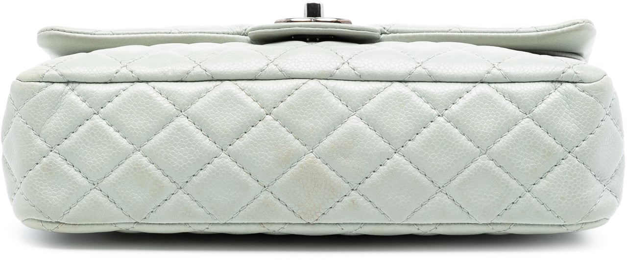 Chanel Medium Classic Caviar Double Flap Grijs