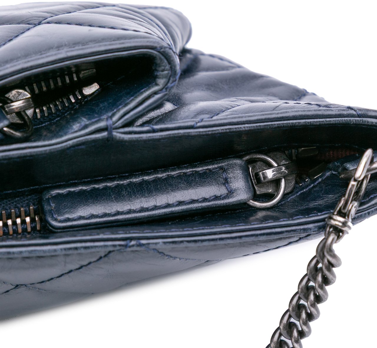 Chanel Quilted Glazed Calfskin Coco Pleats Chain Clutch Blauw