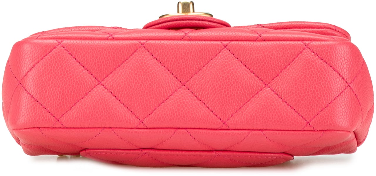 Chanel Mini Quilted Caviar Sweetheart Flap Roze