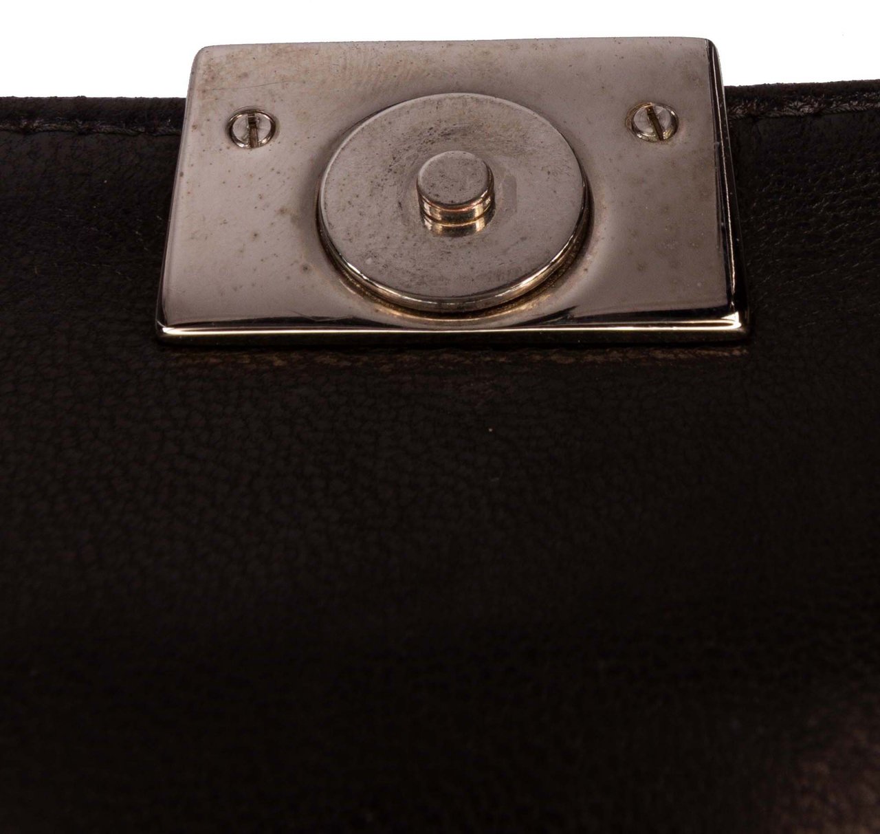 Chanel Quilted Lambskin Chocolate Bar Shoulder Bag Zwart