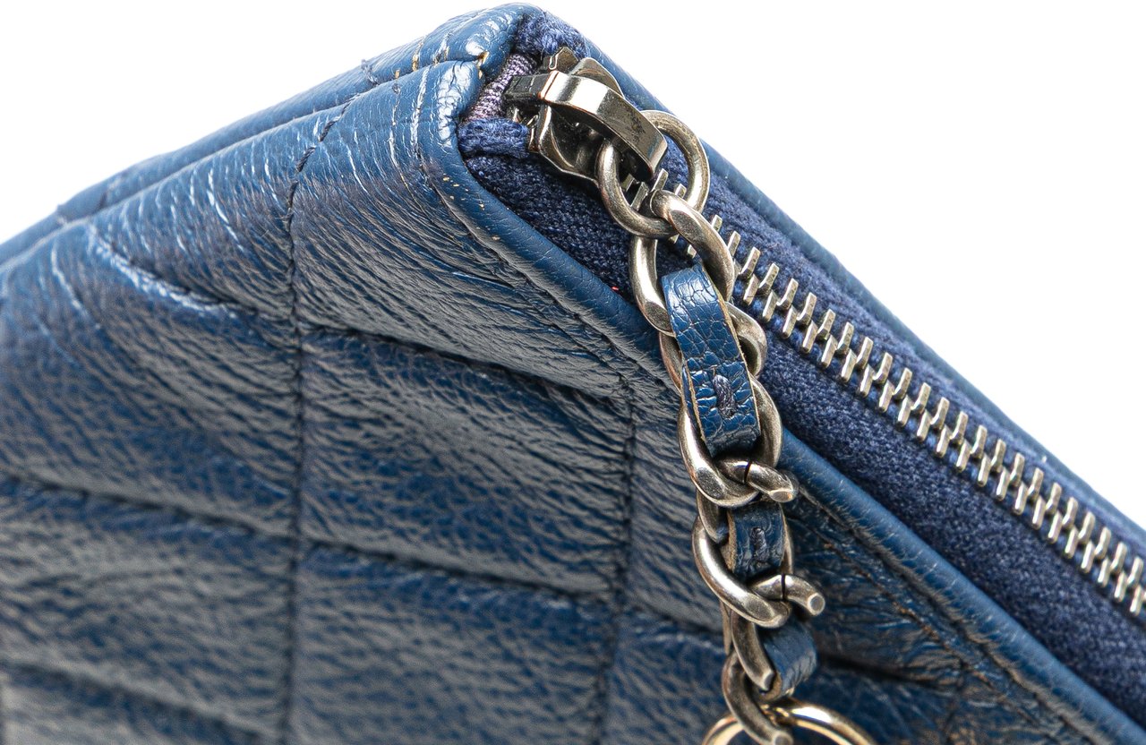 Chanel Medium Aged Calfskin Gabrielle O Case Clutch Blauw