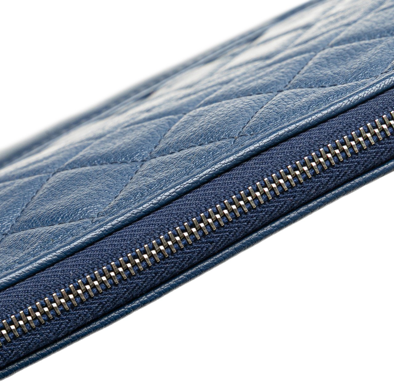 Chanel Medium Aged Calfskin Gabrielle O Case Clutch Blauw