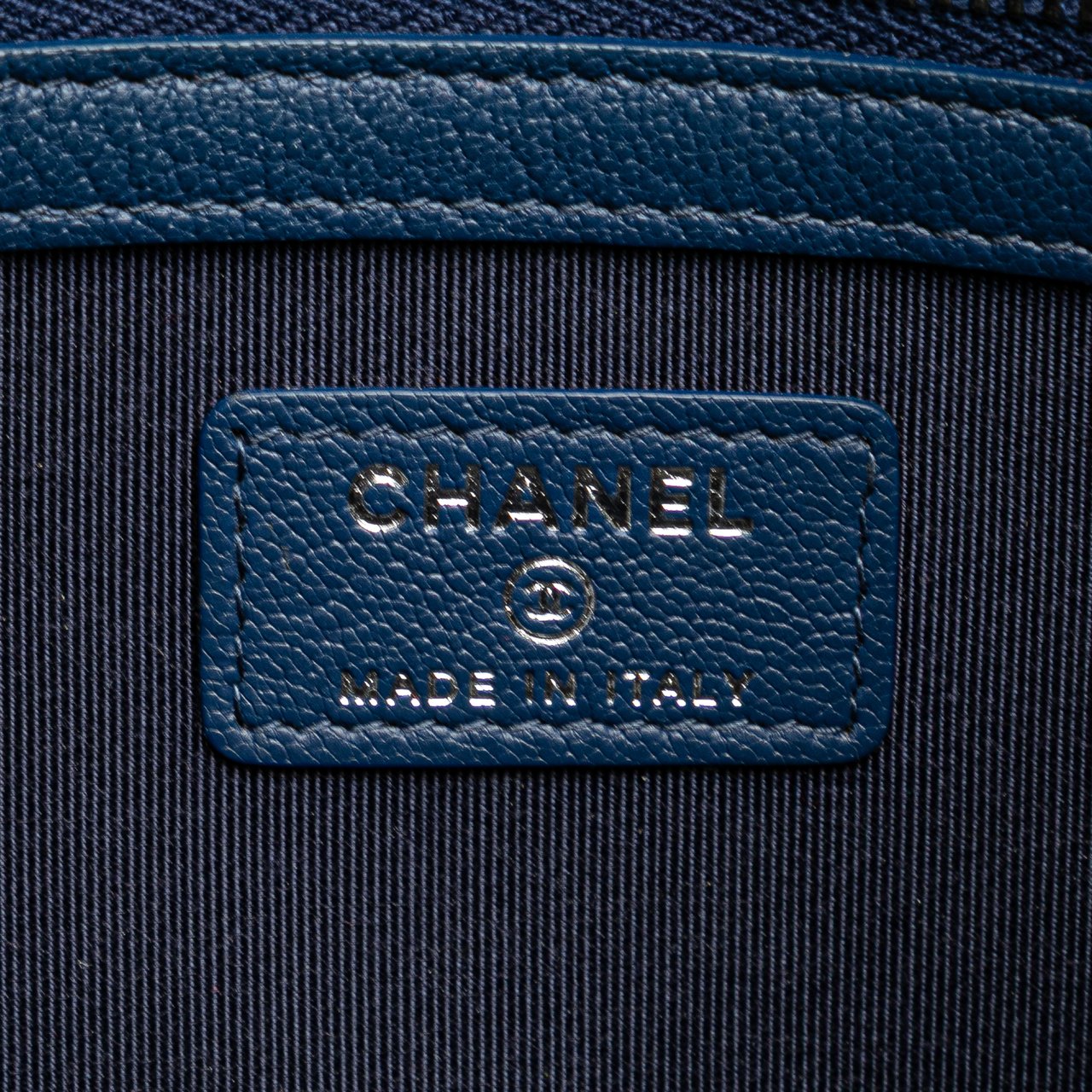 Chanel Medium Aged Calfskin Gabrielle O Case Clutch Blauw