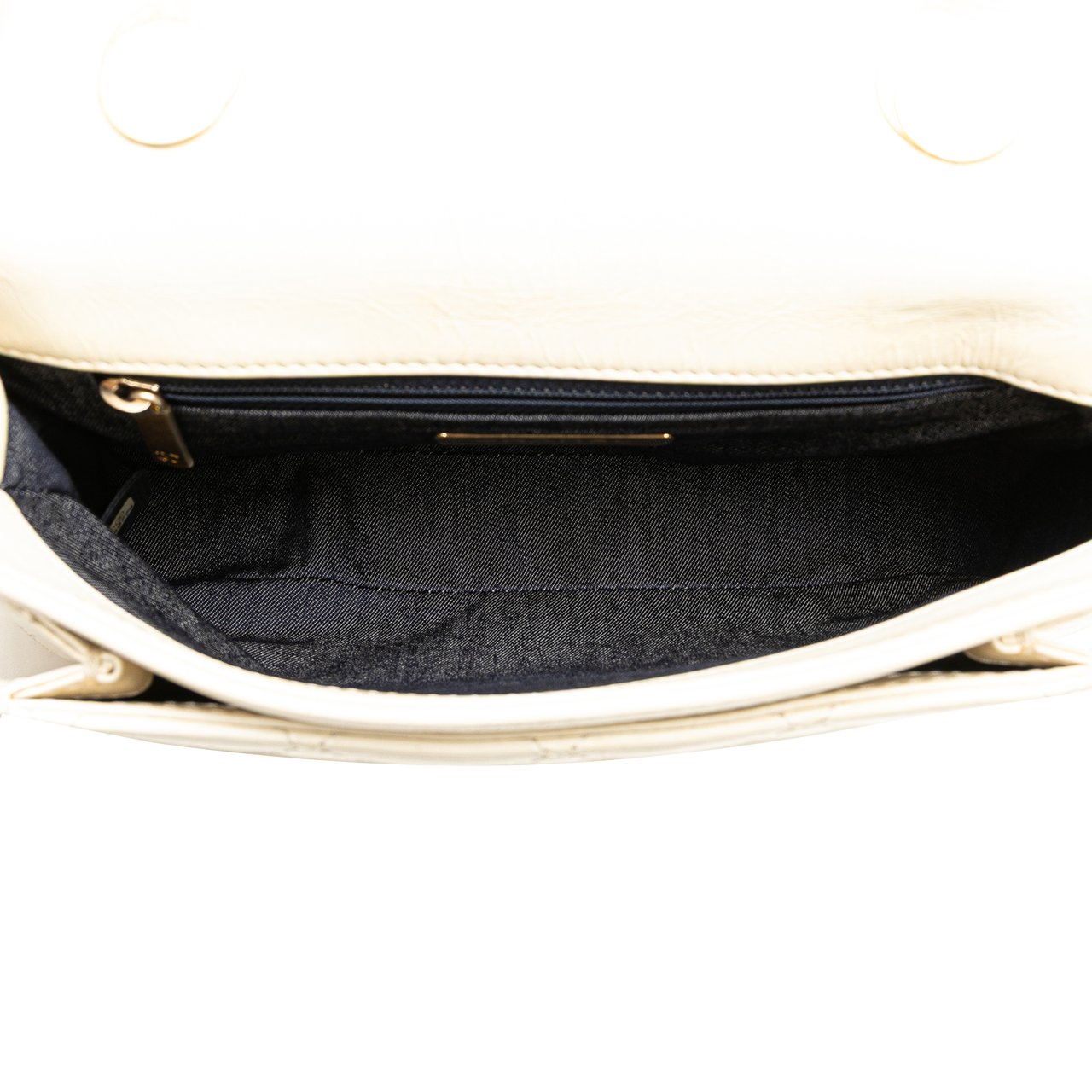 Chanel Crumpled Calfskin En Vogue Rope Flap Wit