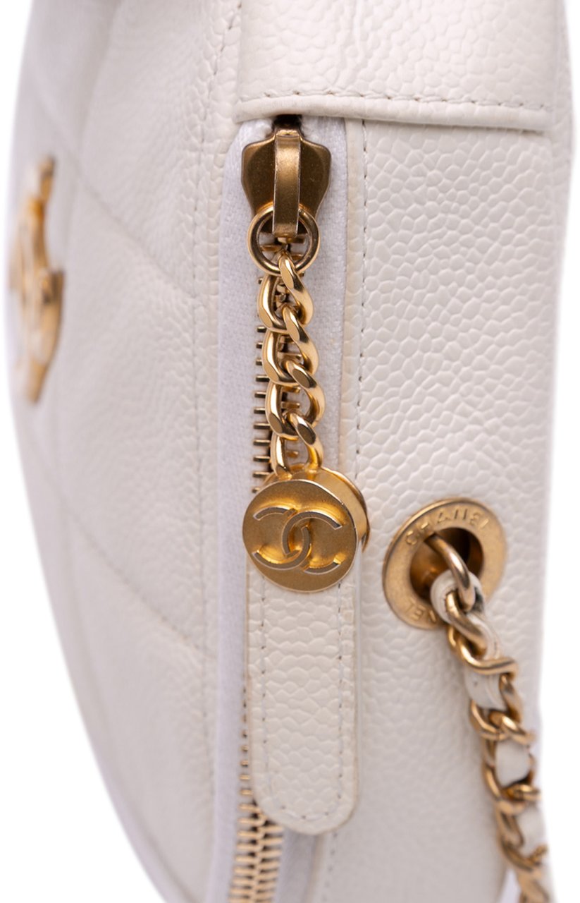 Chanel Quilted Caviar Diamond Clutch With Chain Wit
