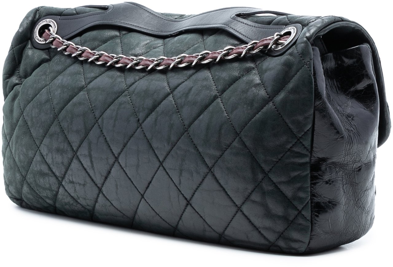 Chanel Jumbo Iridescent Calfskin In The Mix Flap Groen