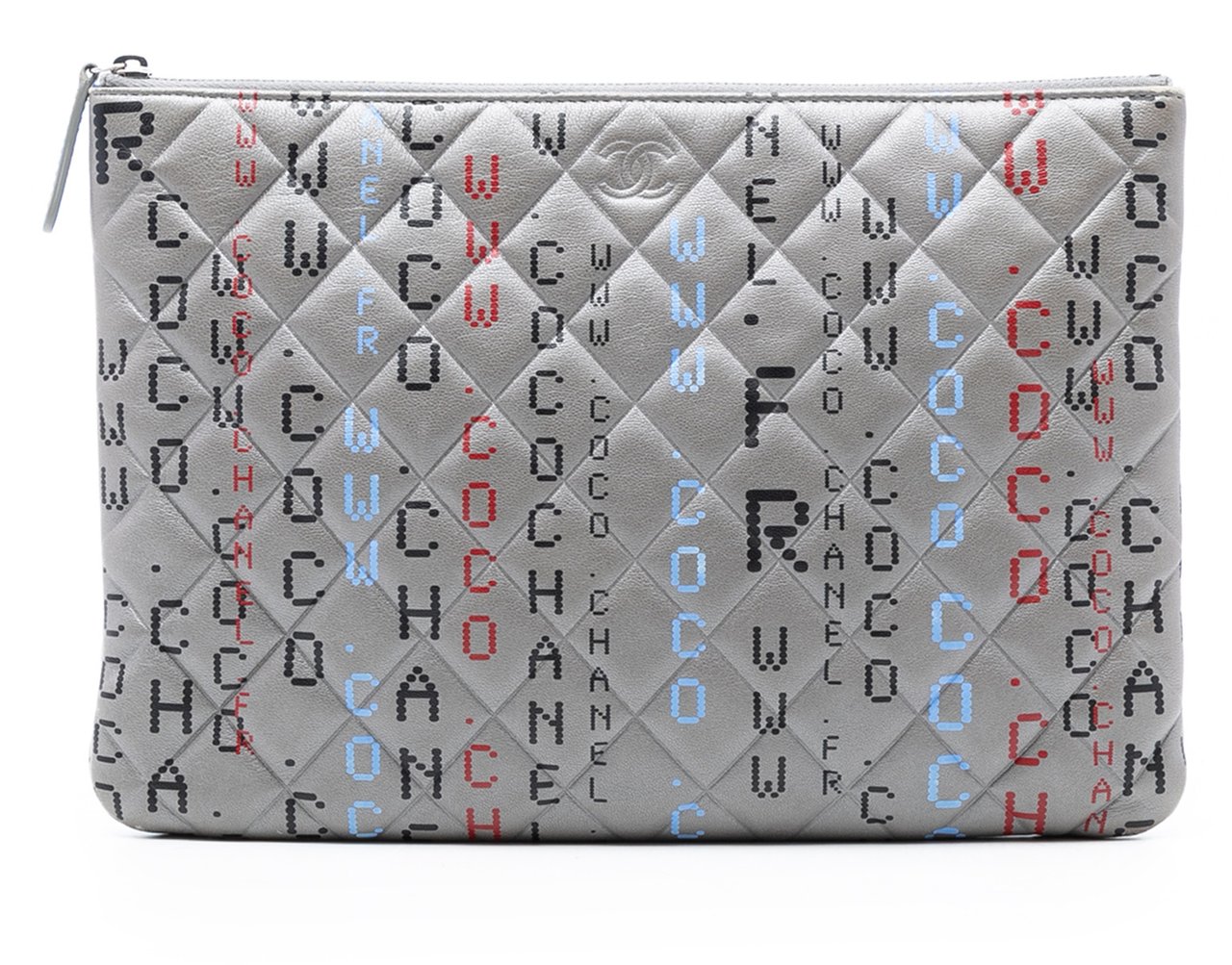 Chanel Medium Quilted Lambskin Data Center O Case Clutch Grijs