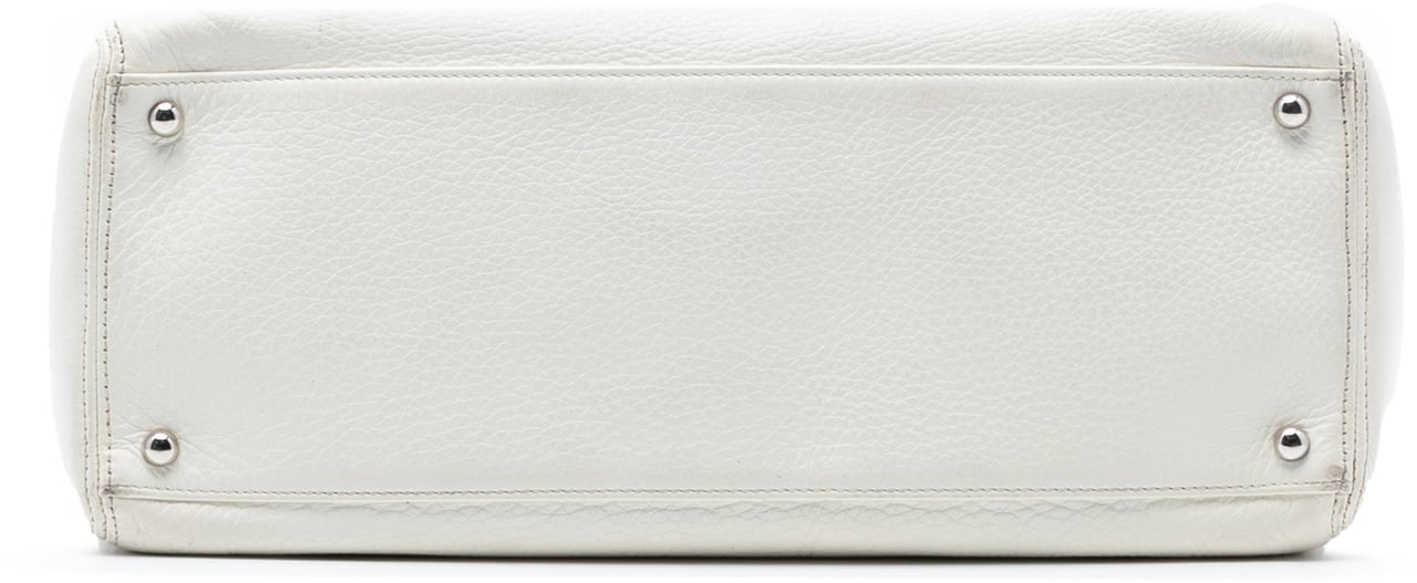 Chanel Medium Caviar Executive Cerf Tote Wit