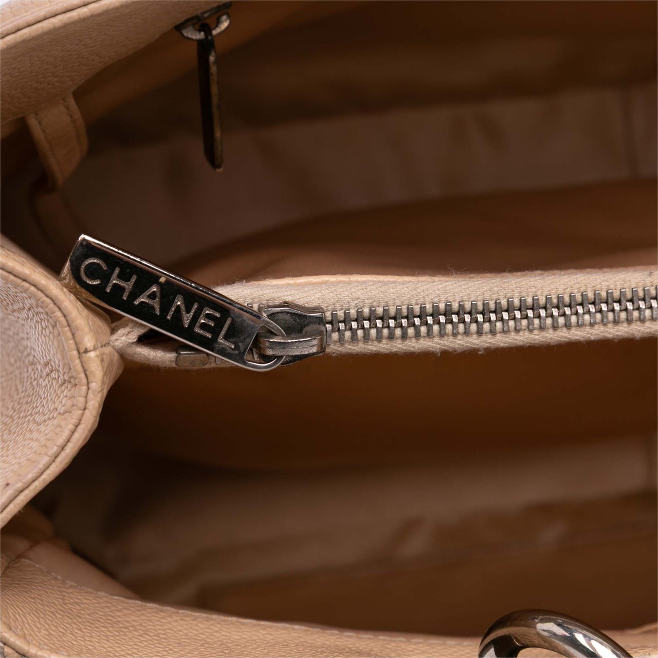 Chanel Caviar Grand Shopping Tote Bruin