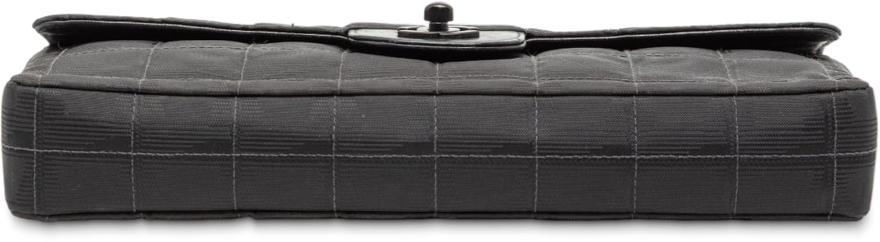 Chanel New Travel Line Nylon East West Flap Zwart