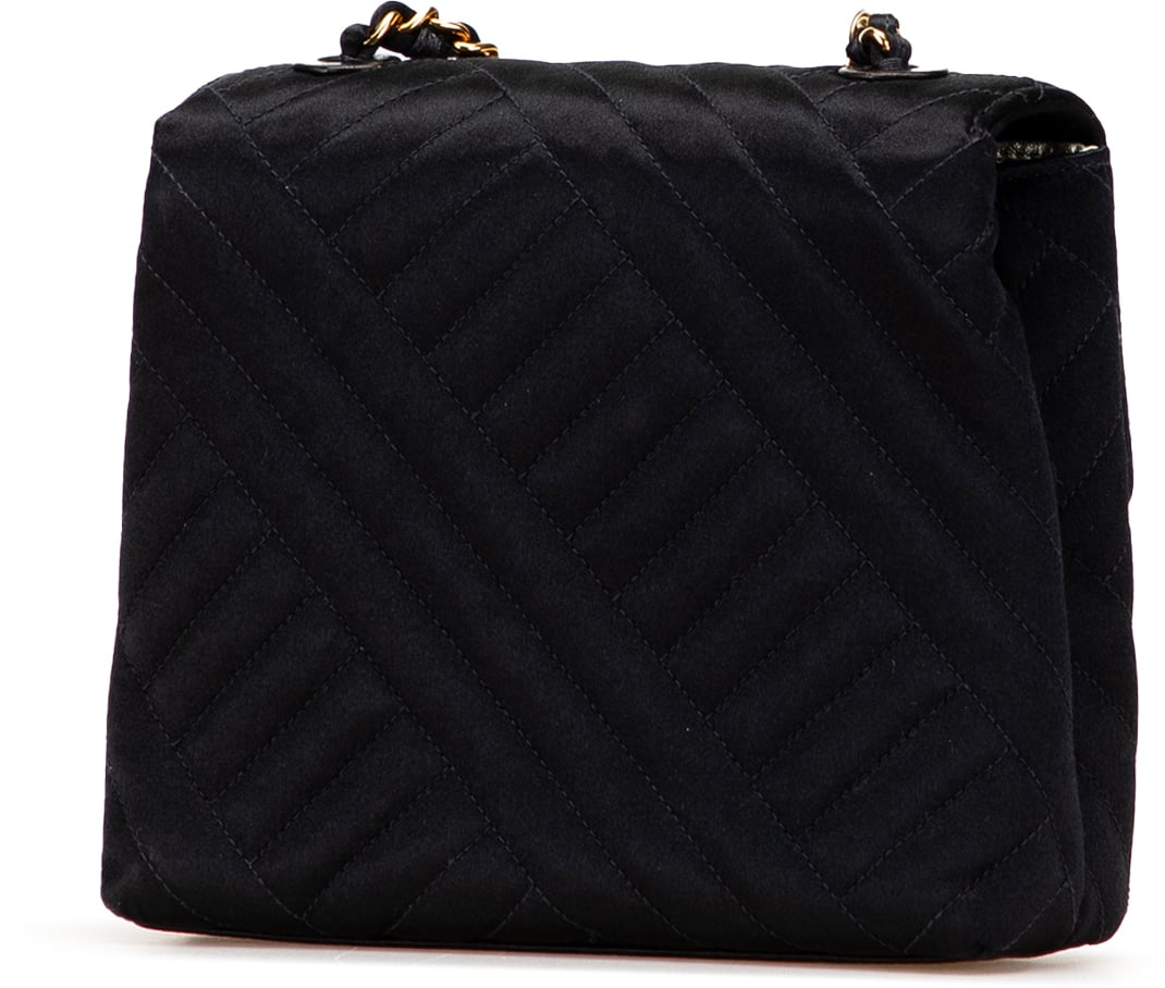 Chanel Mini Square Diagonal Quilted Satin Single Flap Zwart