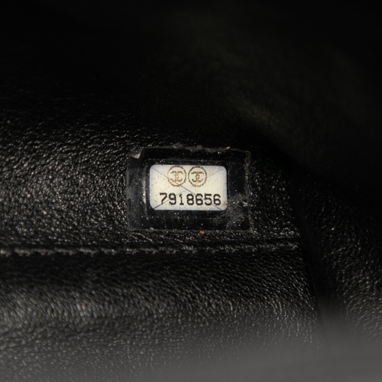 Chanel CC Quilted Caviar Kelly Top Handle Bag Zwart