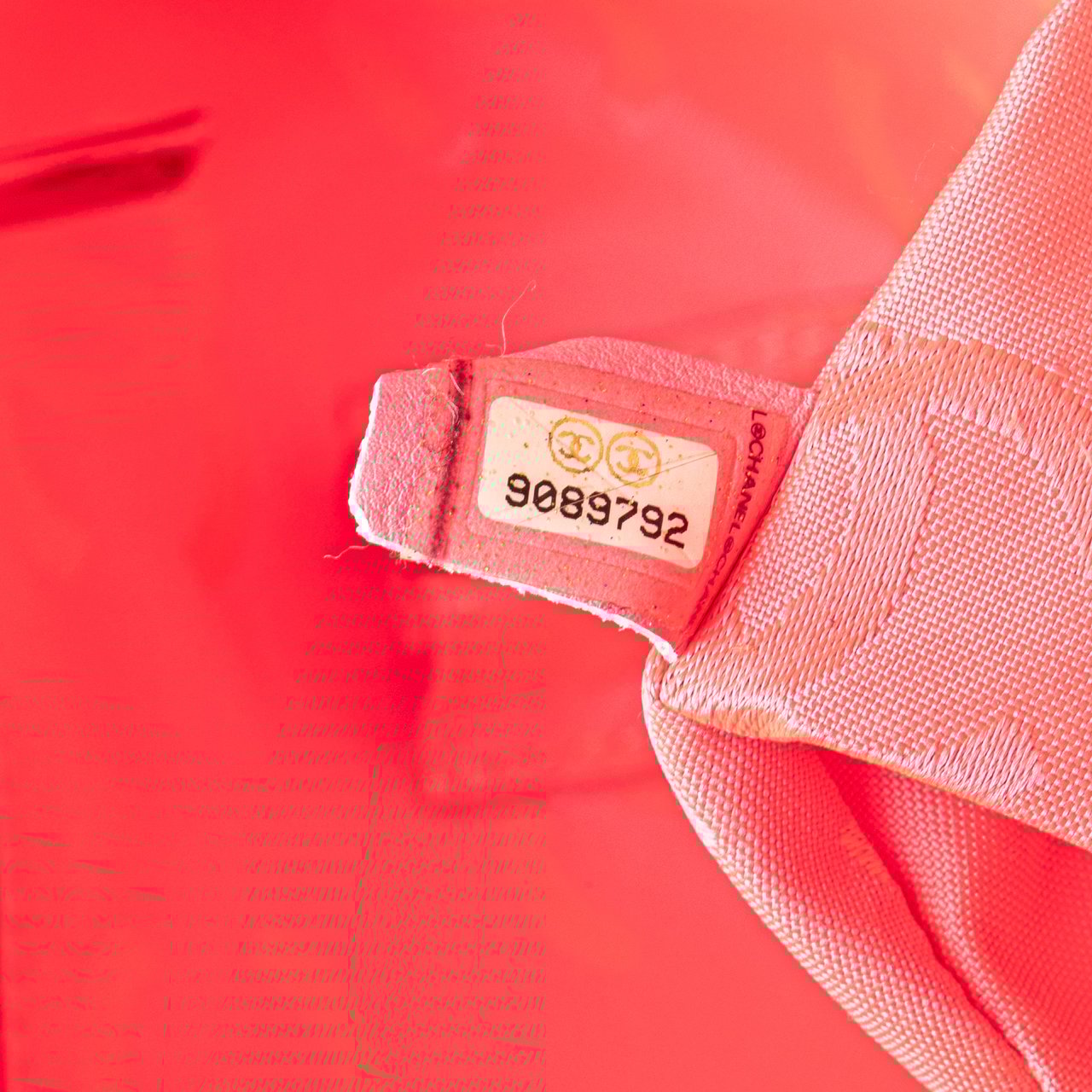 Chanel Maxi Lambskin Cambon Ligne Crossbody Wit