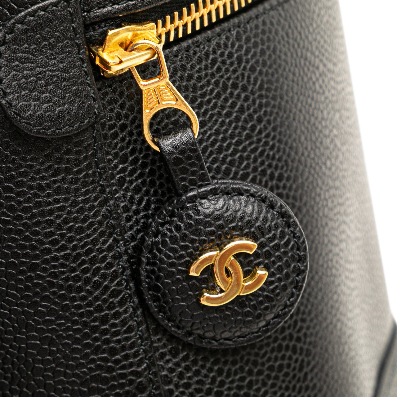 Chanel CC Caviar Vanity Case Zwart