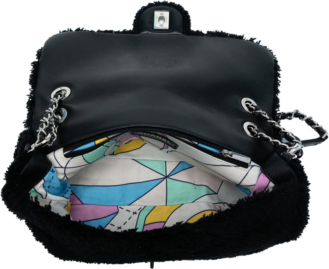 Chanel Jumbo Quilted Shearling Single Flap Zwart