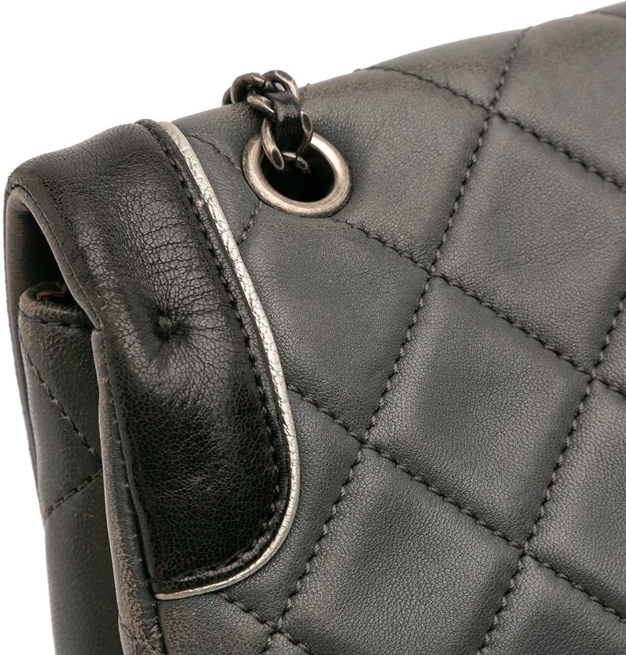 Chanel Paris-Salzburg Jumbo Bicolor Quilted Lambskin Tyrolean Flap Grijs