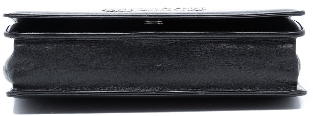 Chanel Studded Lambskin CC Wallet on Chain Zwart