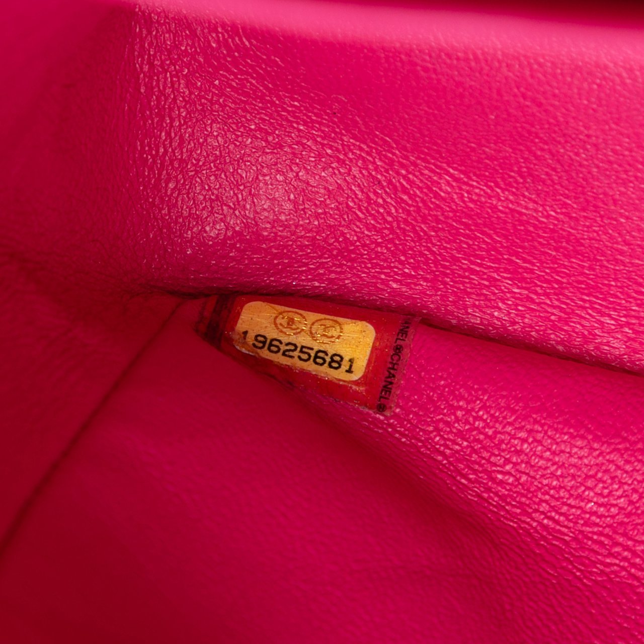 Chanel Jumbo Classic Tweed Double Flap Roze