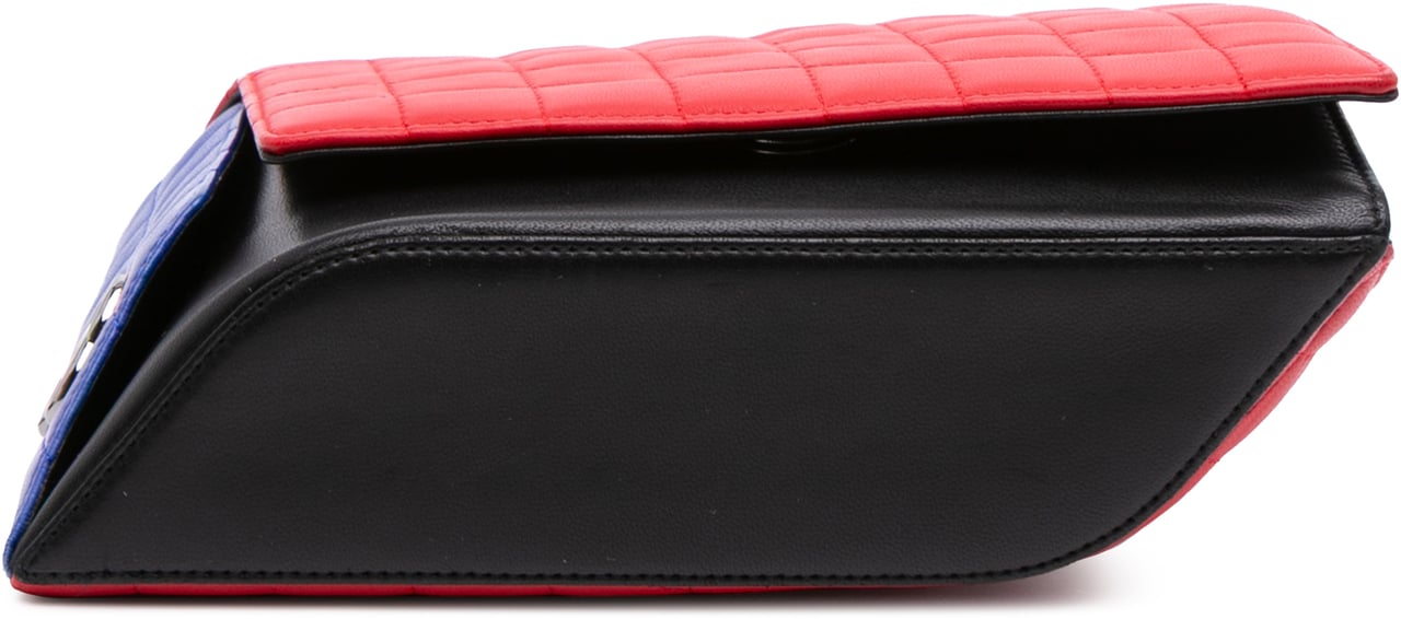 Chanel Quilted Lambskin Fresh Air Clutch Rood