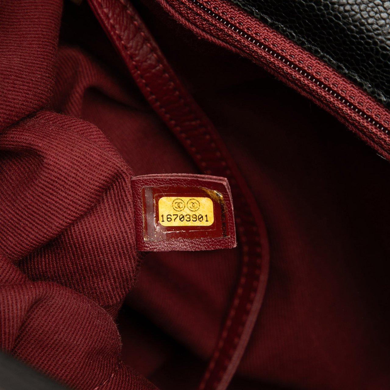 Chanel Quilted Glazed Caviar Frame Tote Zwart