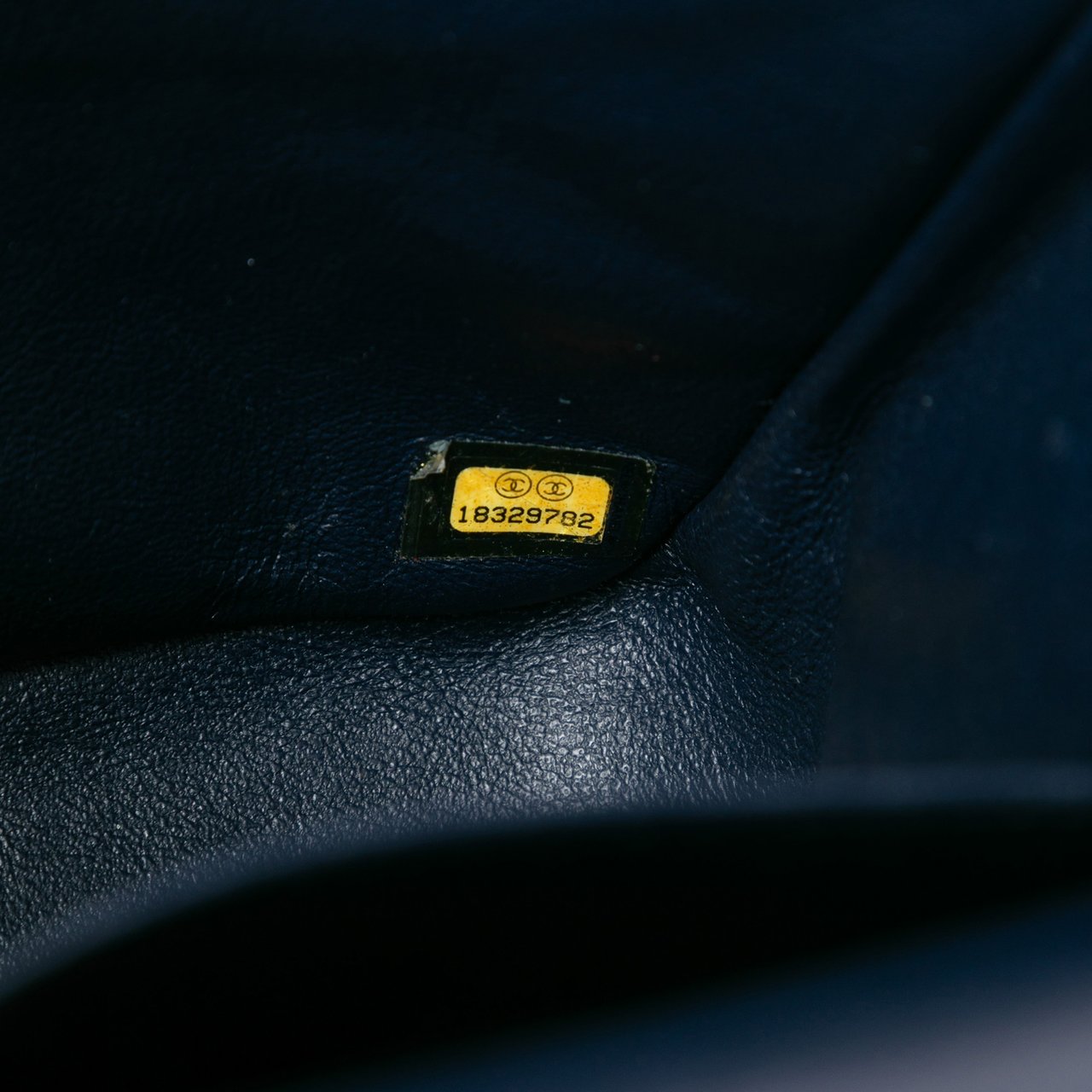 Chanel Jumbo Classic Caviar Double Flap Blauw