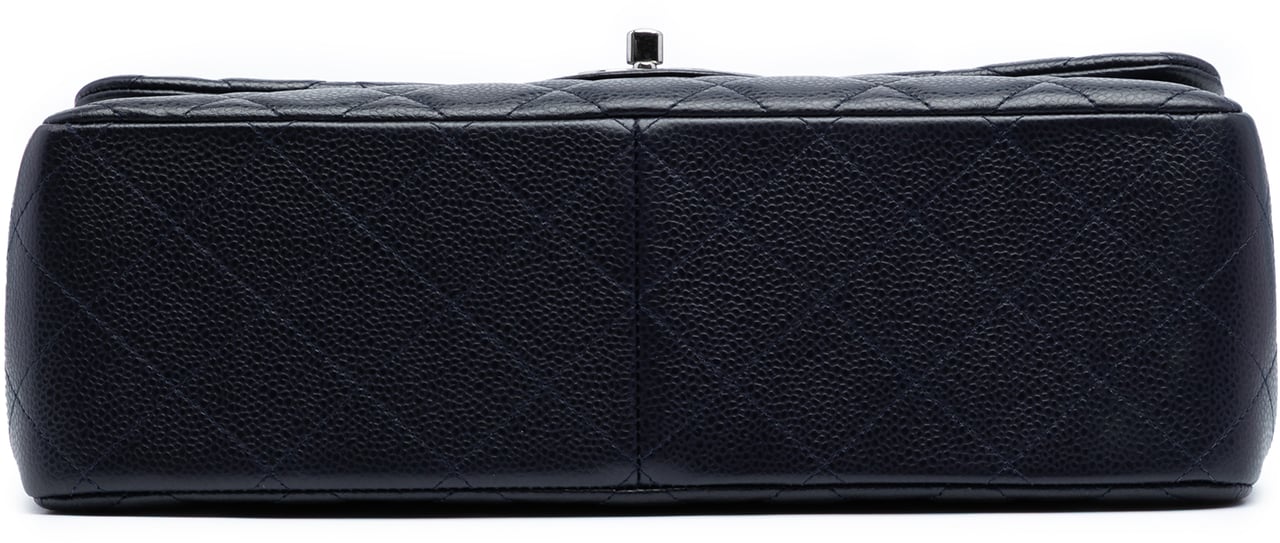 Chanel Jumbo Classic Caviar Double Flap Blauw