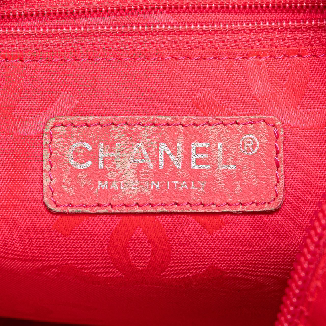 Chanel Medium Lambskin Cambon Ligne Tote Zwart