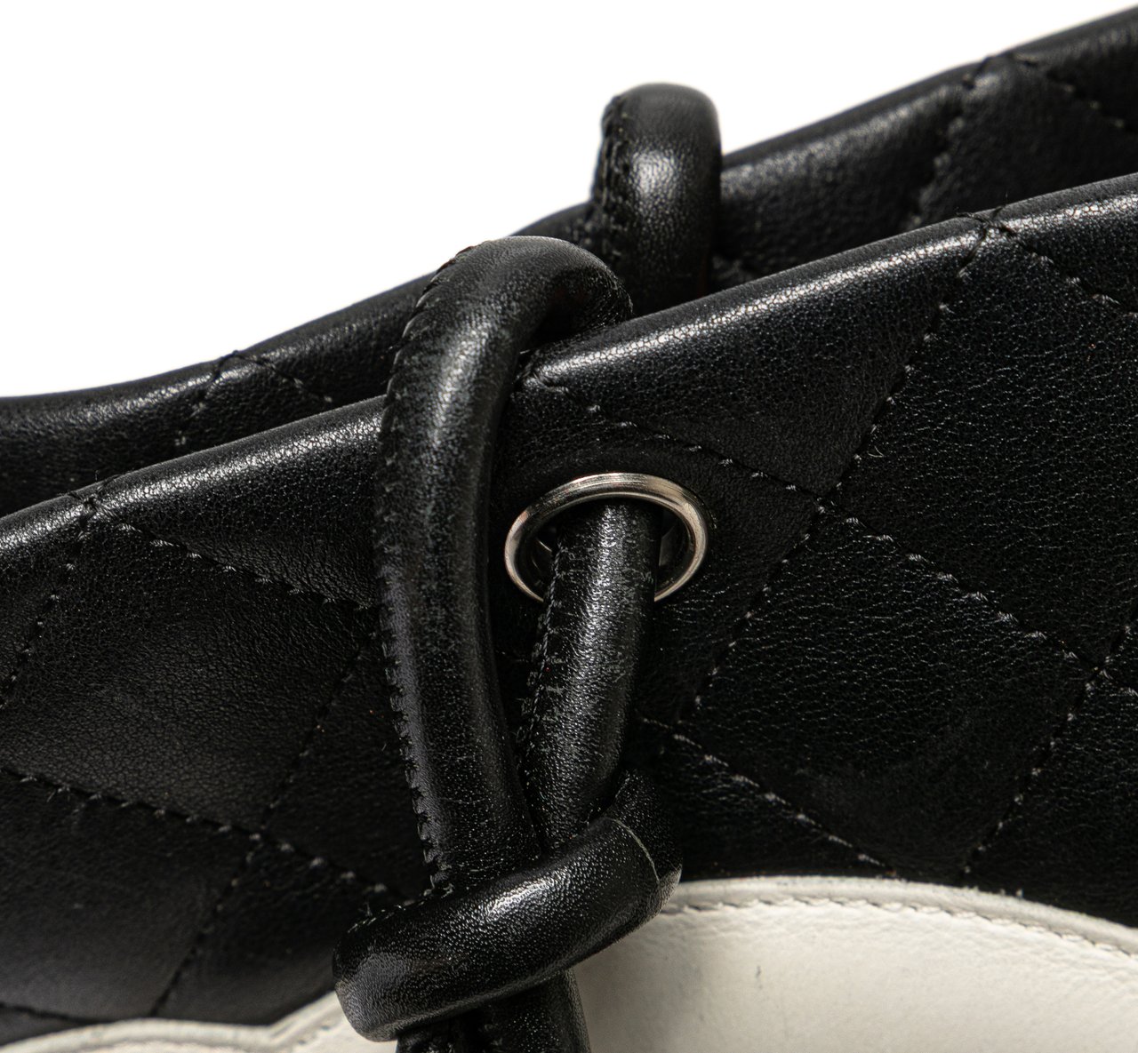 Chanel Medium Lambskin Cambon Ligne Tote Zwart