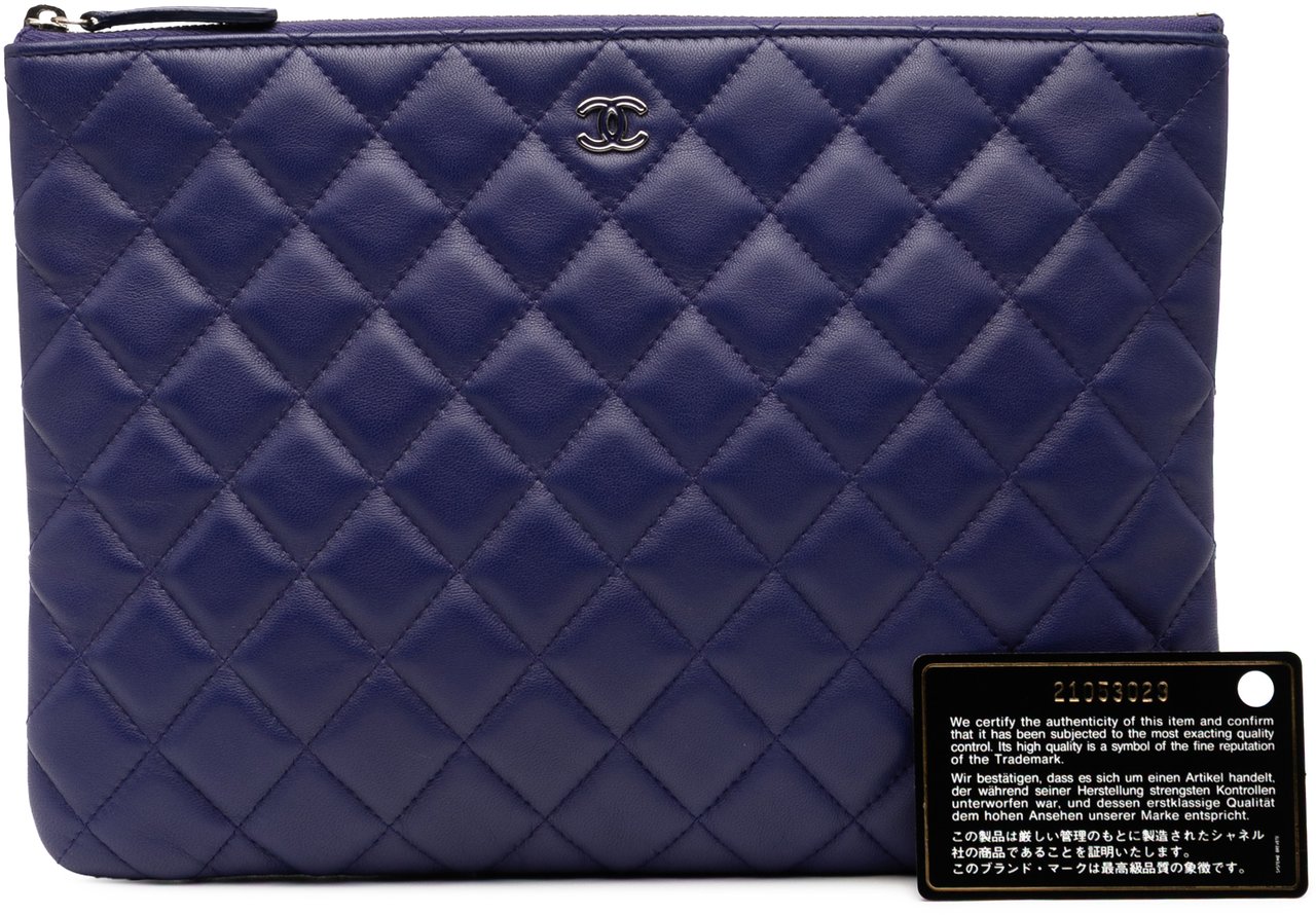 Chanel Medium CC Quilted Lambskin O Case Clutch Paars