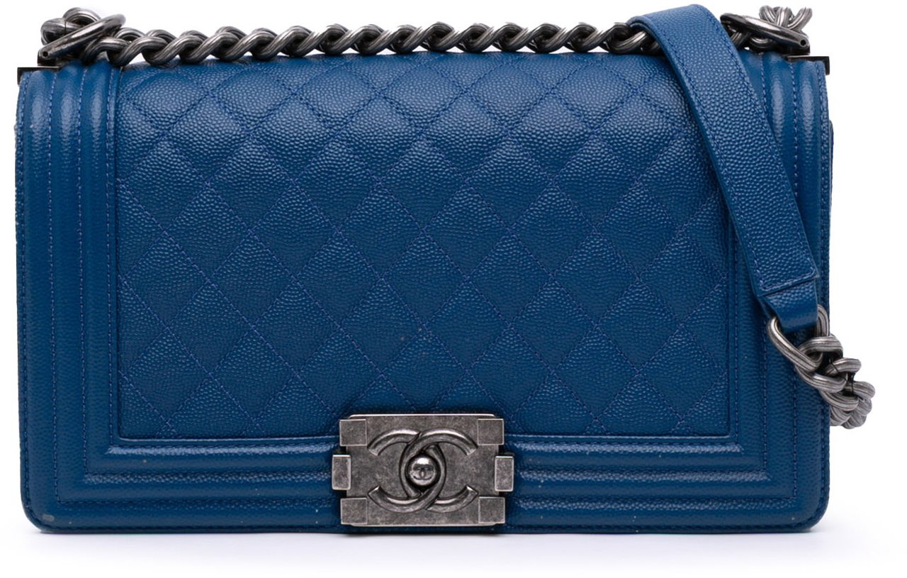Chanel Old Medium Quilted Caviar Boy Flap Blauw