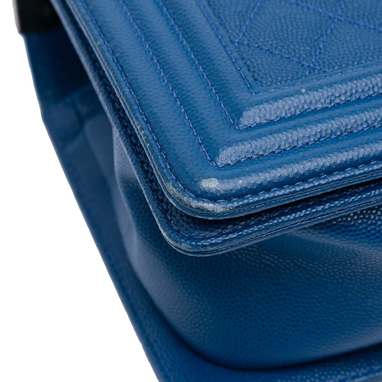 Chanel Old Medium Quilted Caviar Boy Flap Blauw
