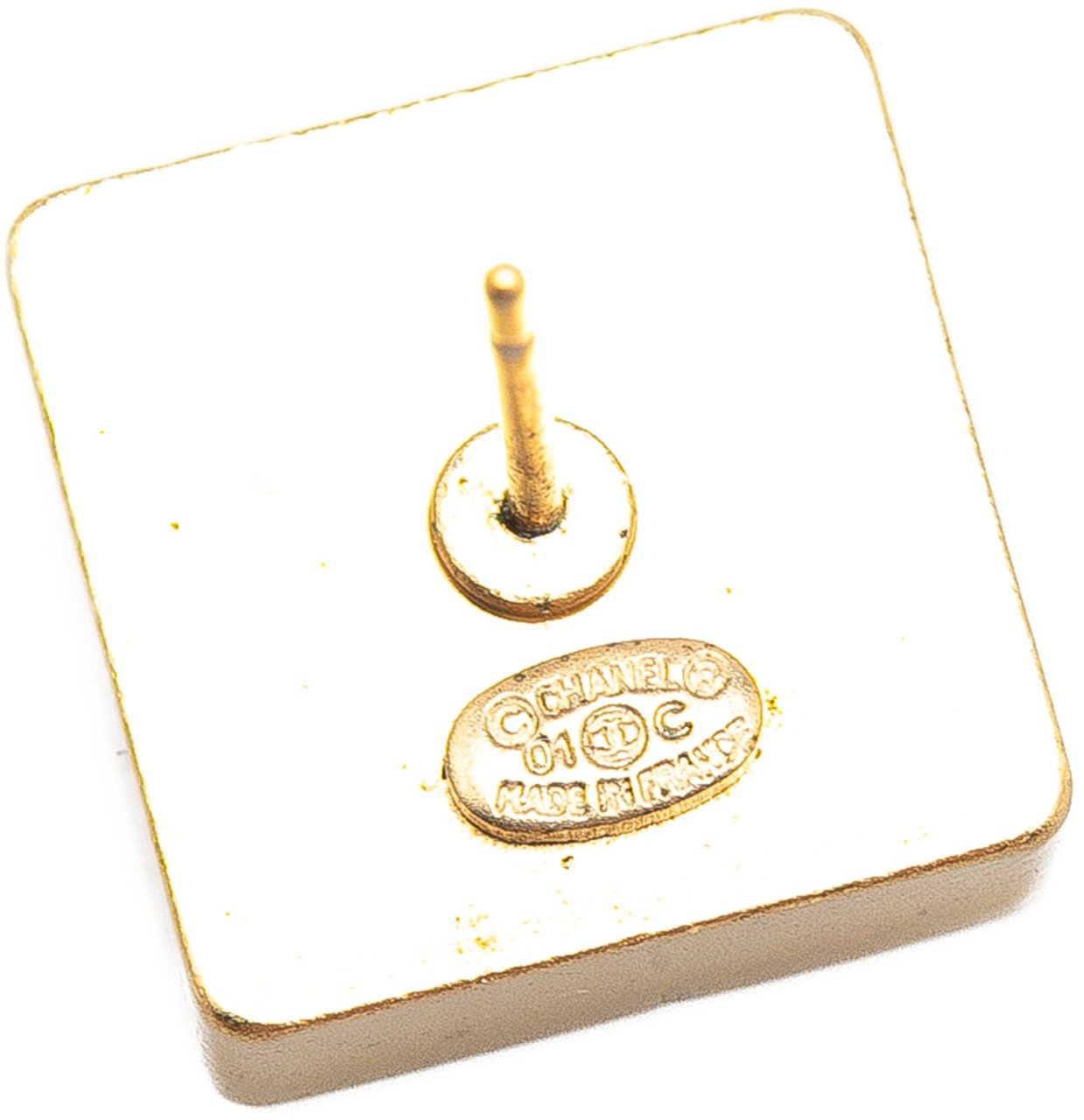 Chanel Gold Plated Square CC Mirror Push Back Earrings Goud