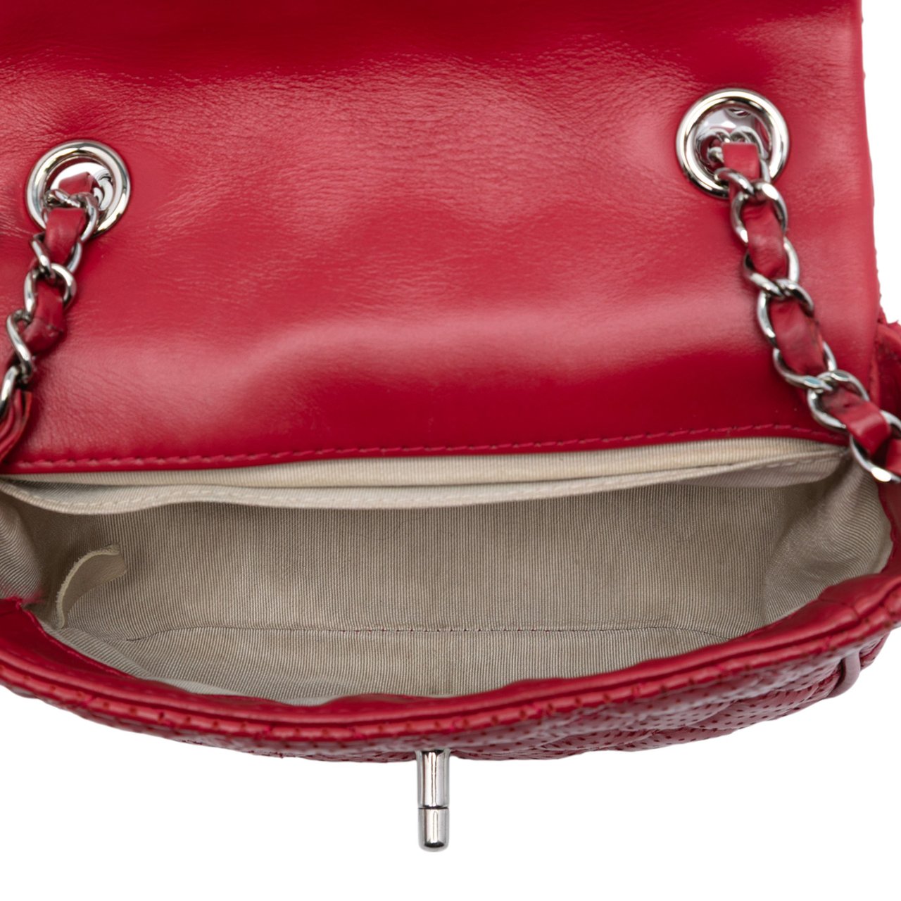 Chanel Mini Perforated Lambskin Punch Flap Rood