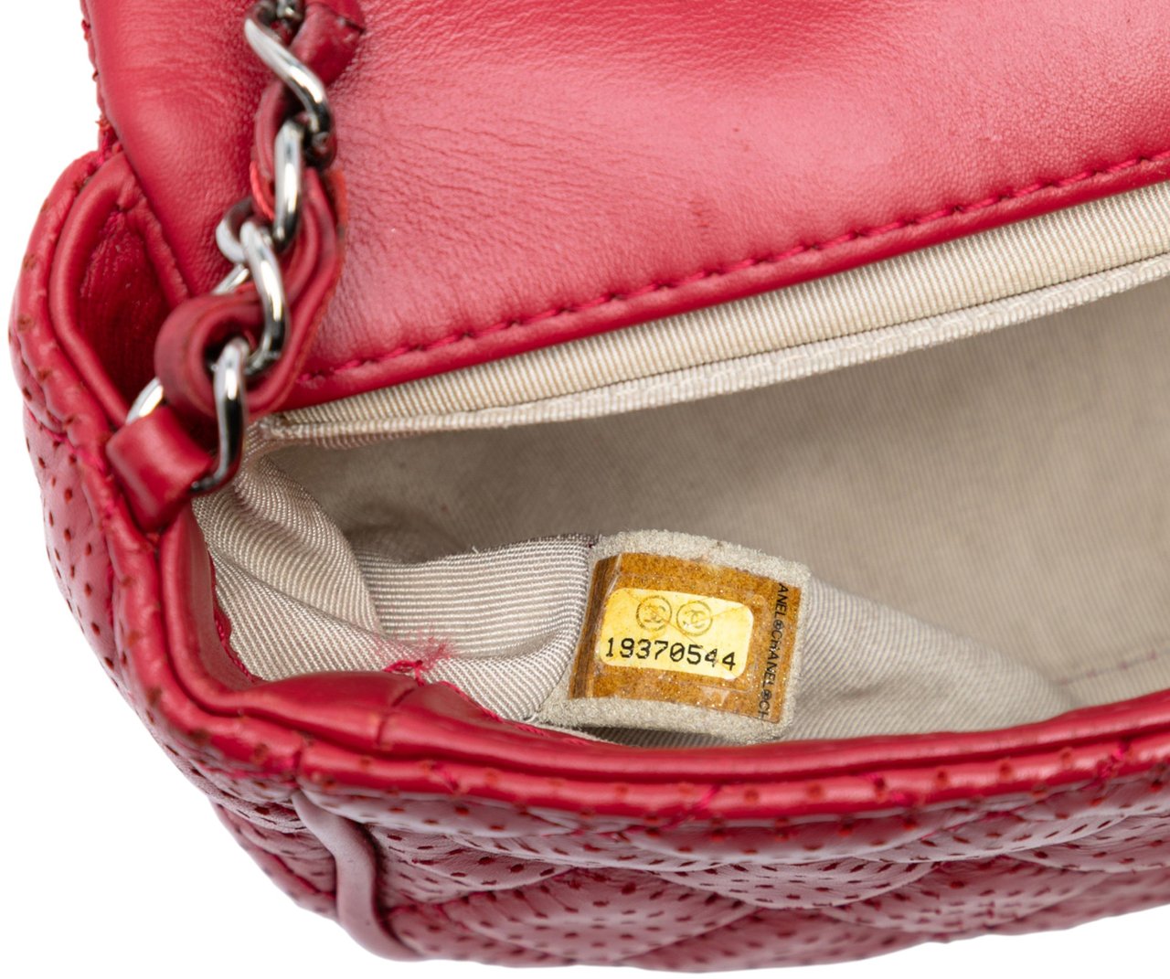 Chanel Mini Perforated Lambskin Punch Flap Rood