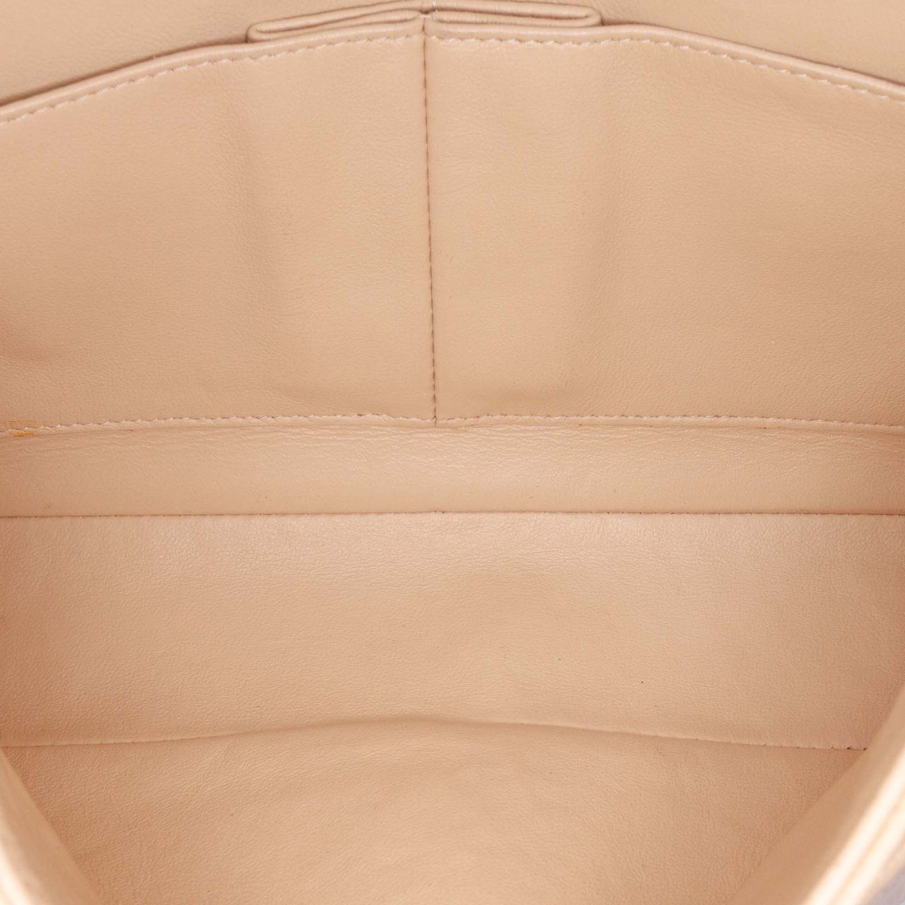 Chanel Medium Classic Caviar Double Flap Bruin