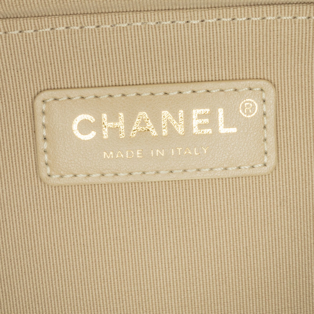 Chanel Mini Metallic Lambskin Like a Wallet Flap Roze