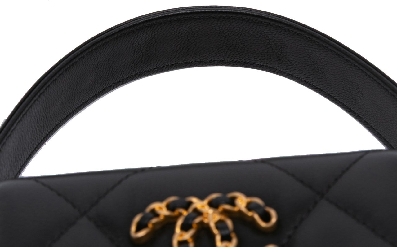 Chanel Lambskin 19 Flap Coin Purse With Chain Zwart
