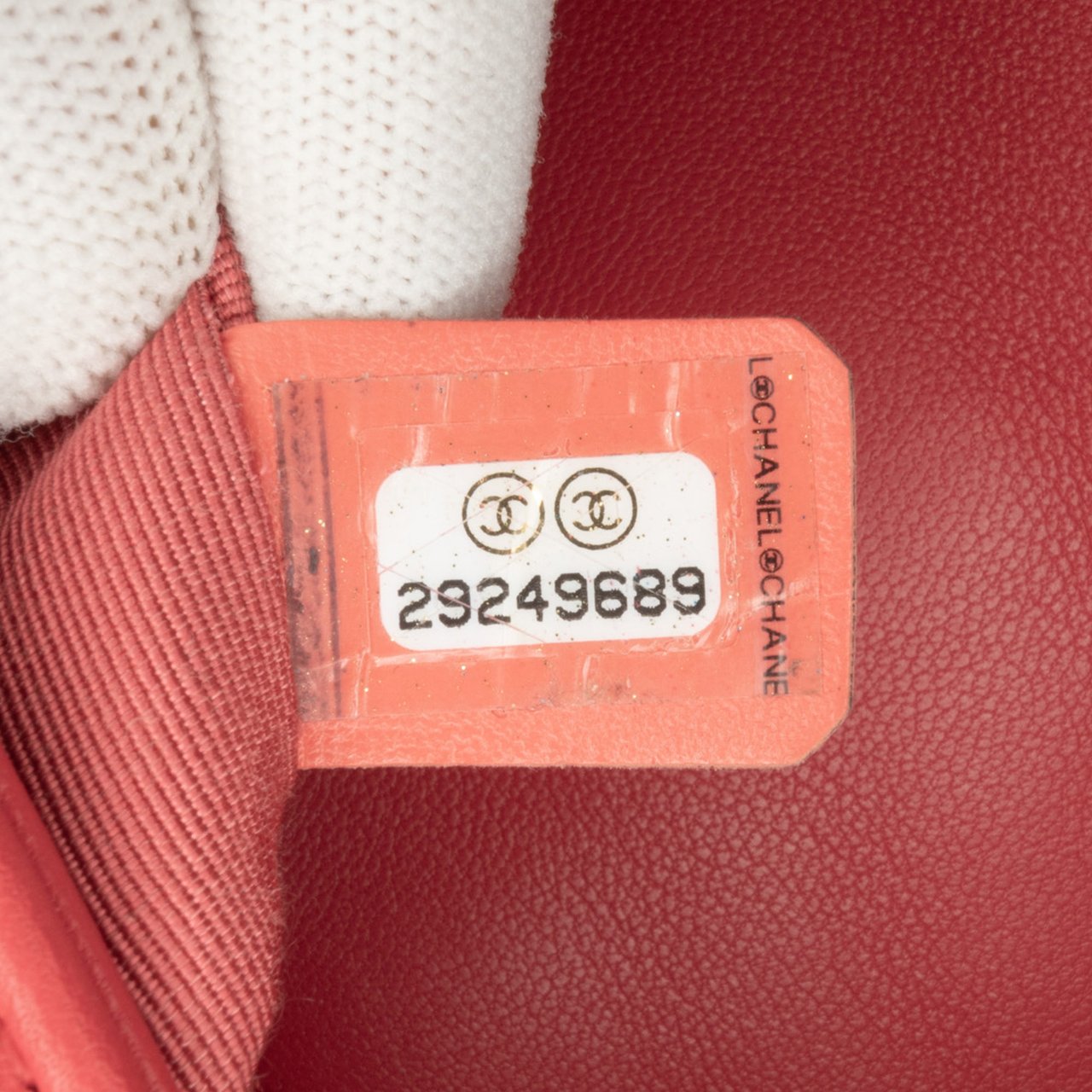 Chanel Medium Lambskin In The Loop Flap Rood