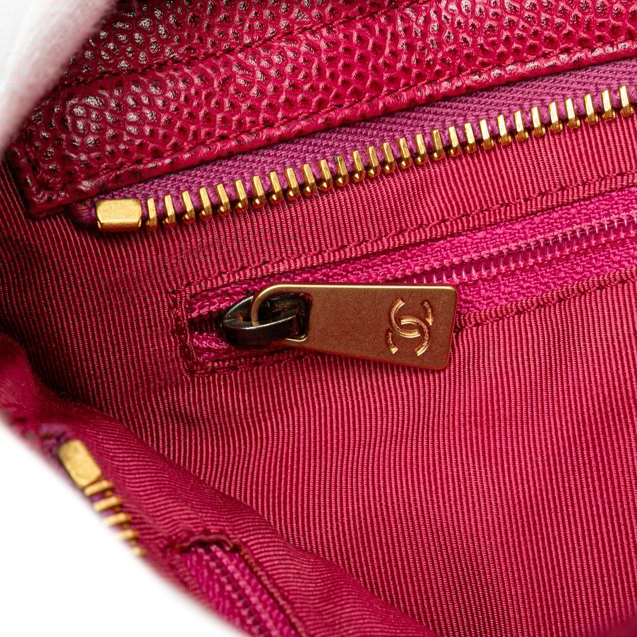 Chanel CC Quilted Caviar Chain Tote Roze