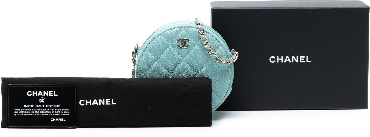 Chanel CC Quilted Caviar Round Clutch With Chain Blauw