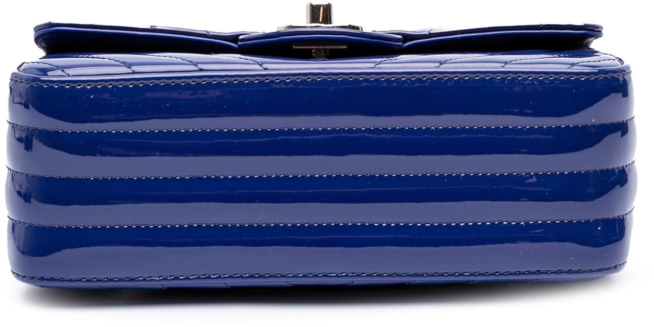 Chanel Mini Rectangular Classic Chevron Patent Single Flap Blauw