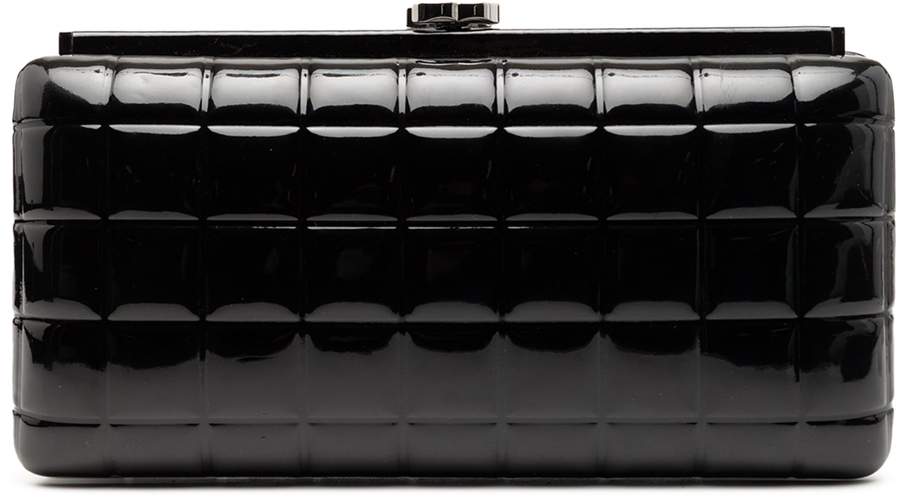 Chanel CC Chocolate Bar Patent Frame Clutch Zwart