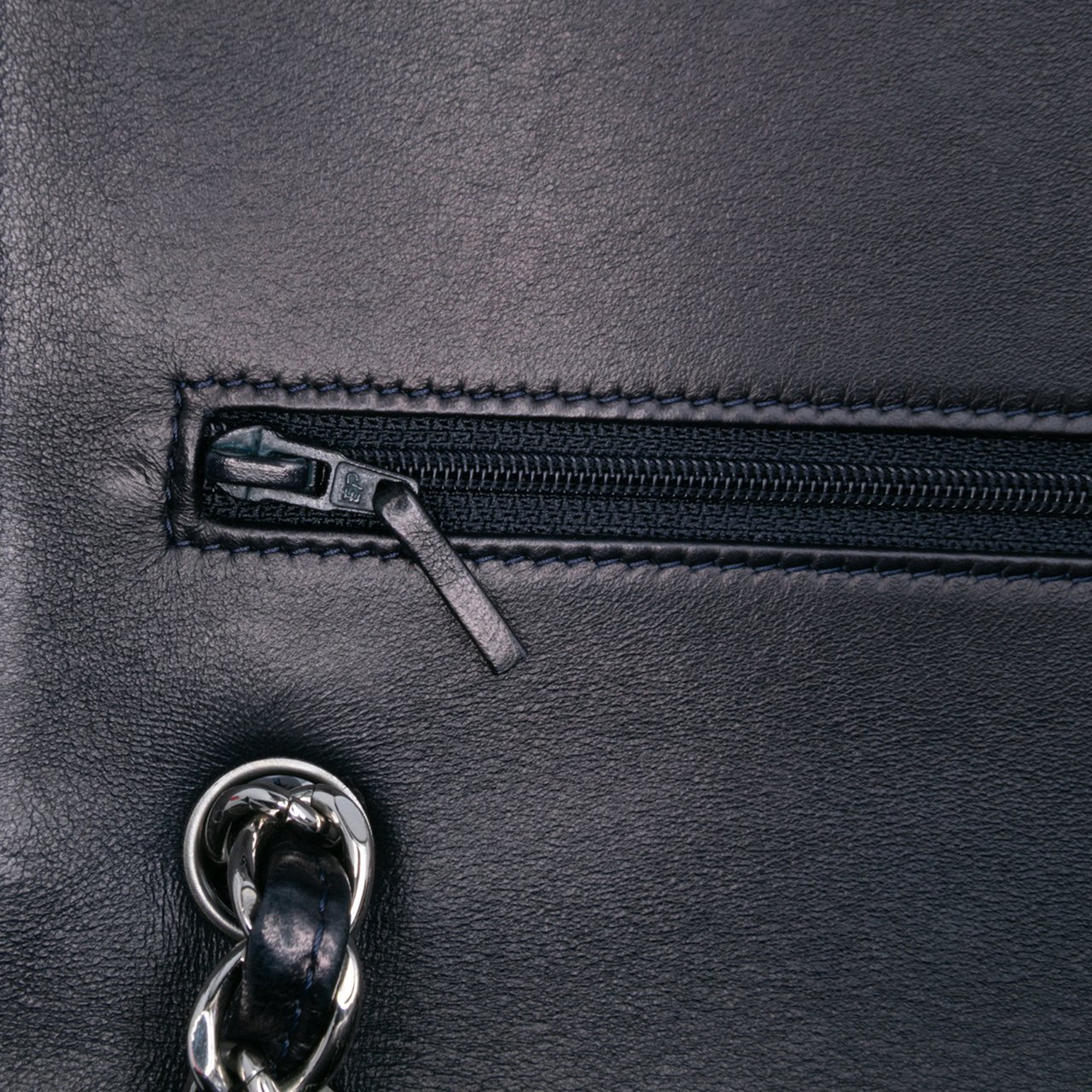 Chanel Jumbo Classic Lambskin Double Flap Blauw
