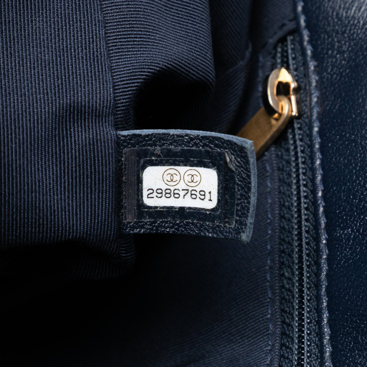 Chanel Medium Lambskin 19 Flap Blauw