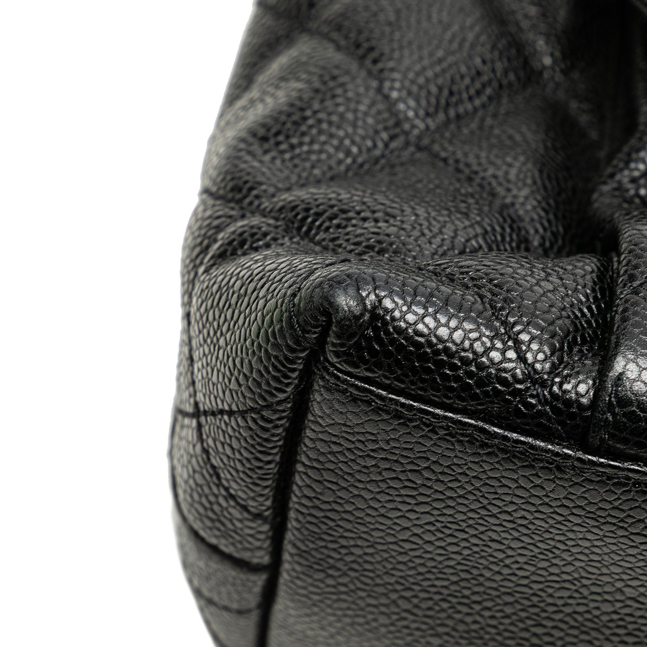 Chanel CC Quilted Caviar Front Pocket Shoulder Bag Zwart