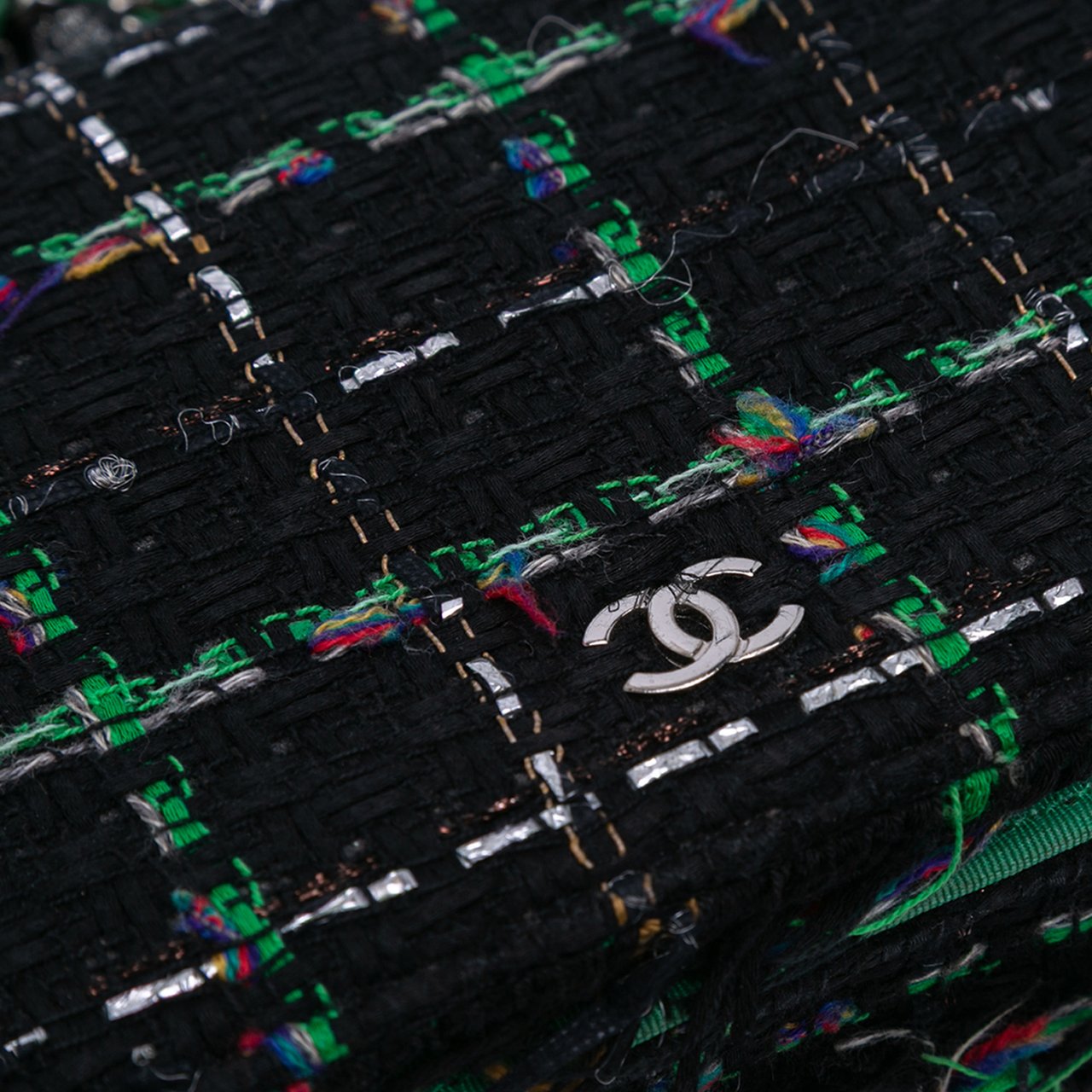 Chanel Quilted Boucle Tweed Robot Charm Wallet On Chain Zwart